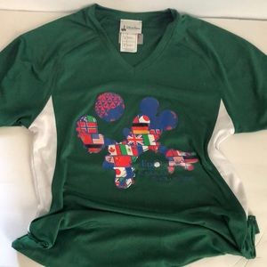 NWOT Epcot  World Showcase Top